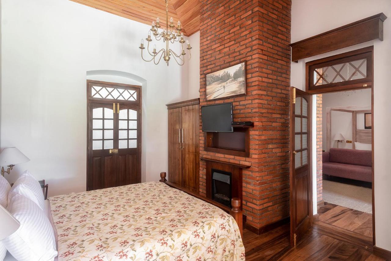 W15 Lake Gregory Нувара-Элия Экстерьер фото